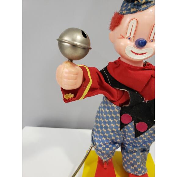 Vintage 1975 Durham Industries Dancing Clown Bell Made in Hong‎ Kong 9" - Picture 4 of 9
